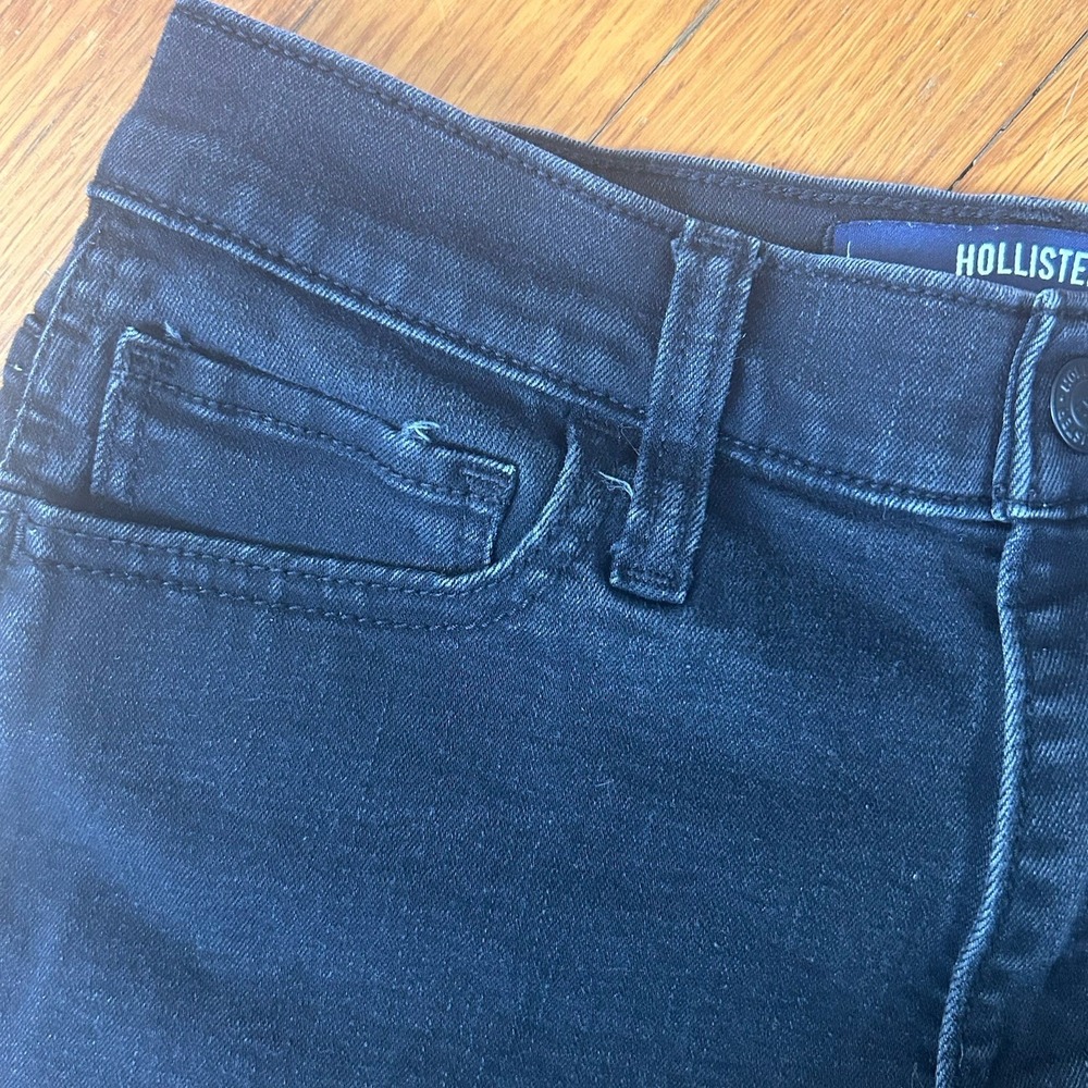 Hollister Classic High Rise Stretch Black Short Size 5 W27 - Picture 3 of 8